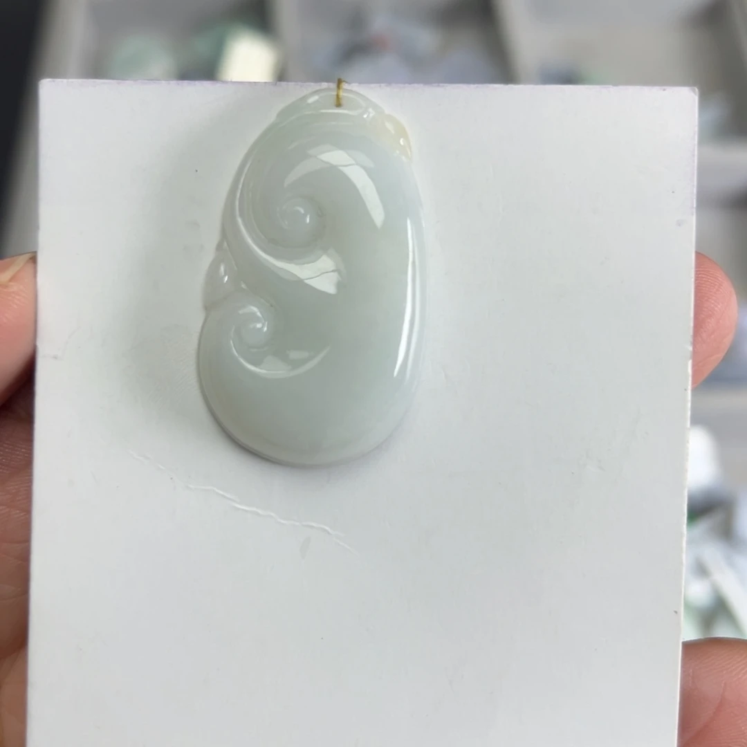 颈饰未镶嵌翡翠如意