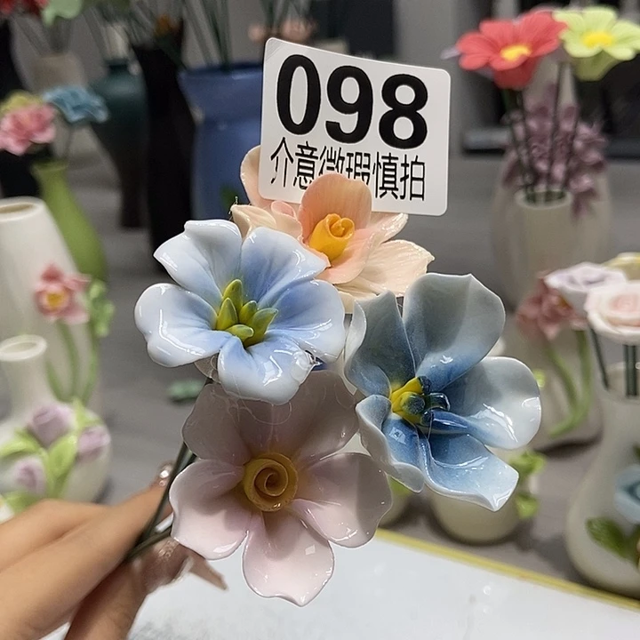 陶瓷纯手工捏花设计