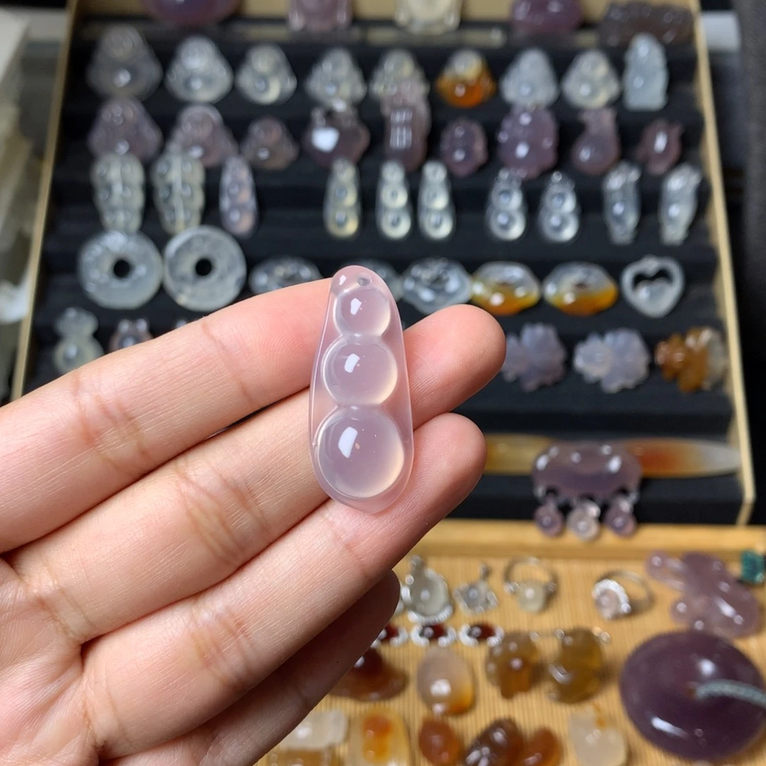 未镶嵌颈饰玛瑙/玉髓还***呆