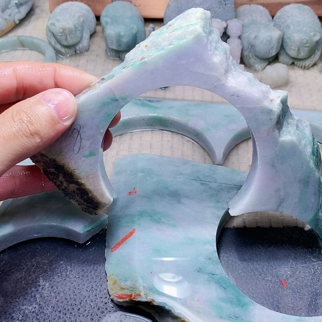 翡翠未镶嵌颈饰88