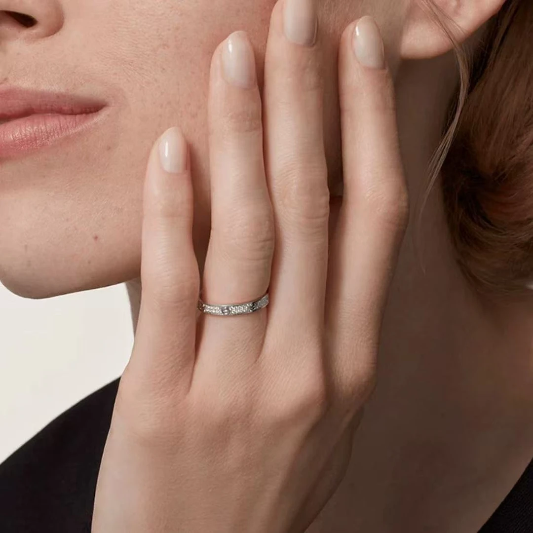 925银莫桑石戒指 木木（SY4265）满镶LOVE闭口戒指 MJ-5033B6