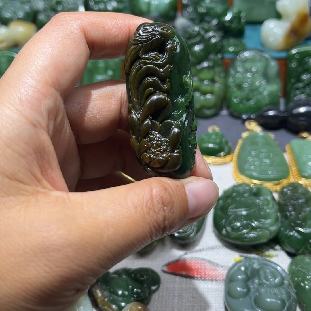和田玉颈饰未镶嵌善*