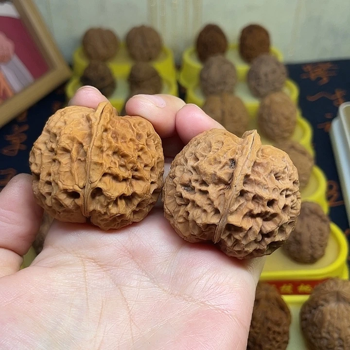 文玩核桃把件26、太湖石44