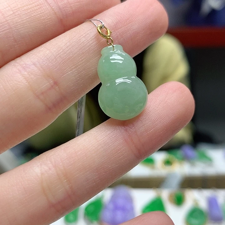 翡翠颈饰18K金镶嵌天然翡翠a 货敏