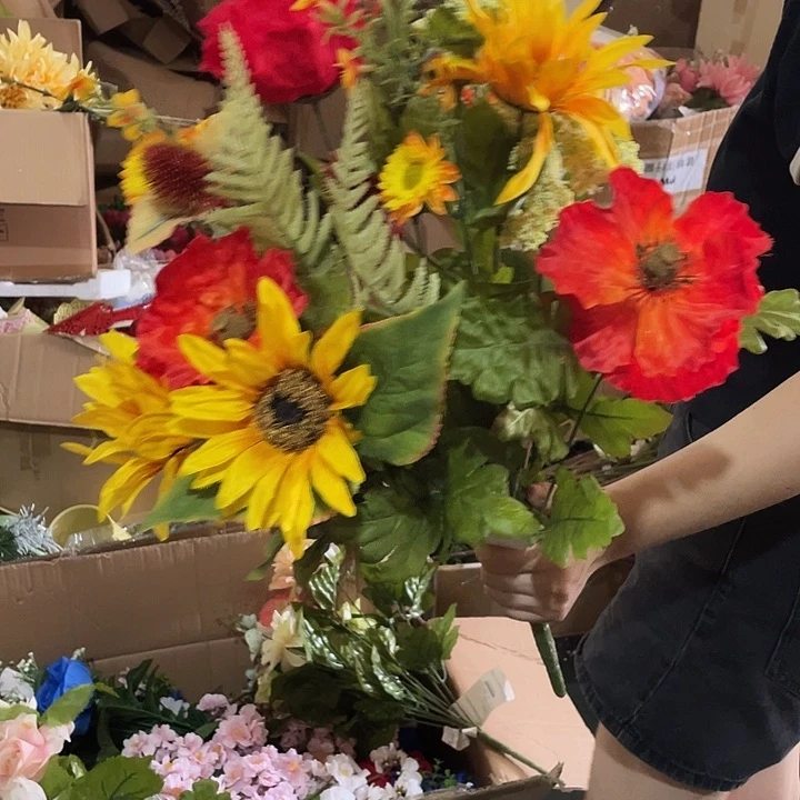 陶瓷花瓶部分（微瑕）