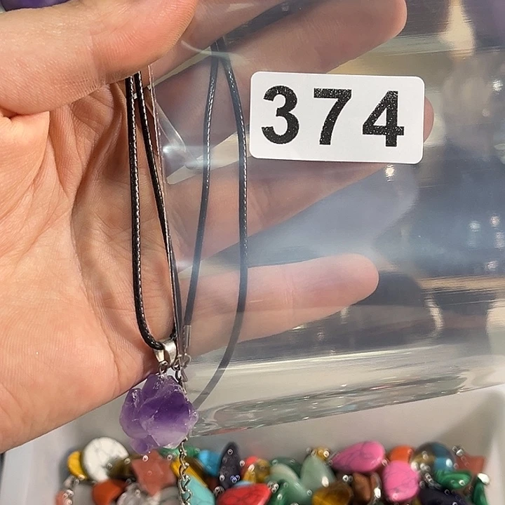 未镶嵌水晶大型摆件（非配饰）