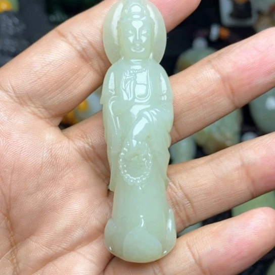 颈饰未镶嵌和田玉