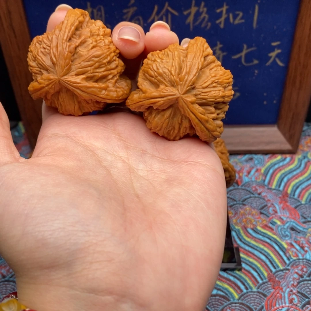 【闪购商品】一*果白狮