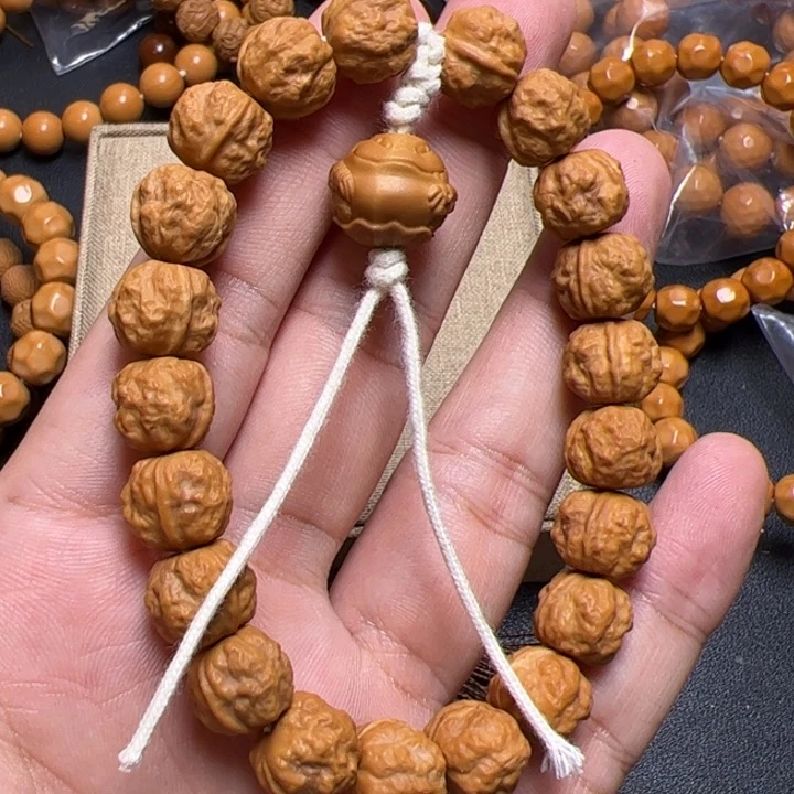 猴头核桃手串来啦