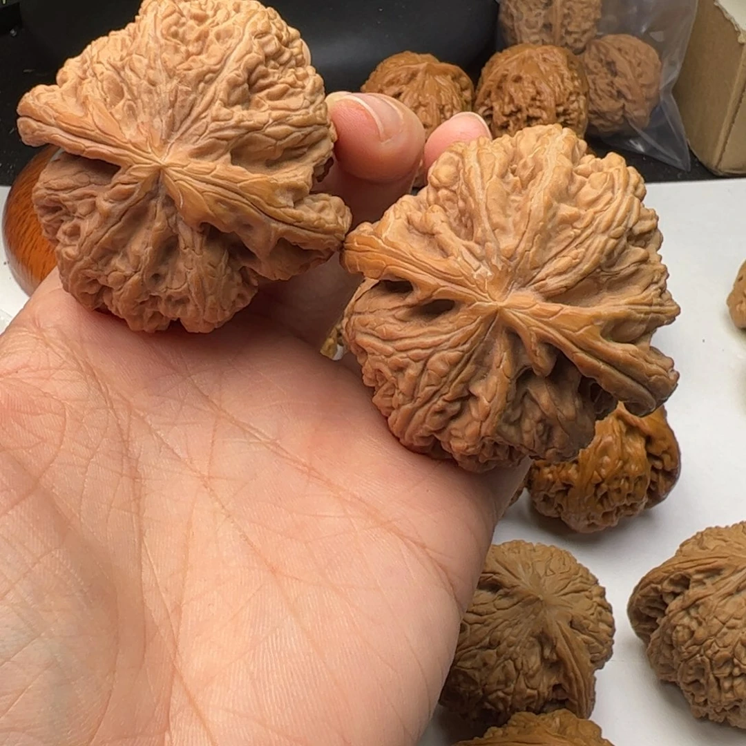 文玩核桃吊坠粗筋51