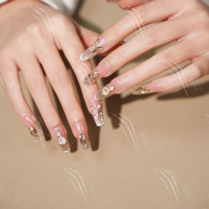 【金蛇来财】蛇年高级显白裸色系电镀光猫眼爆闪碎钻胶渐变设计款