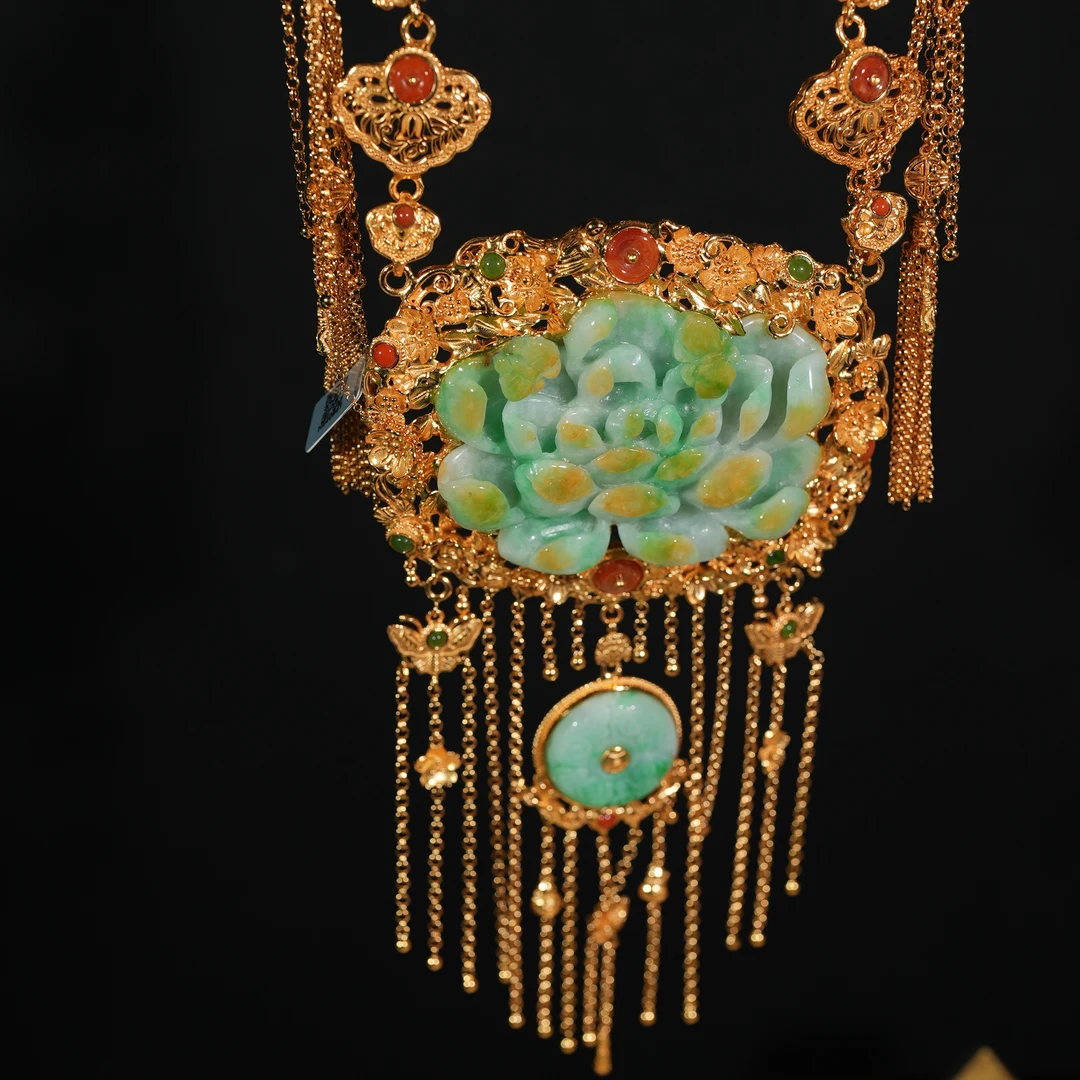 2.6香港王老板-翡翠镶嵌吊坠kb60