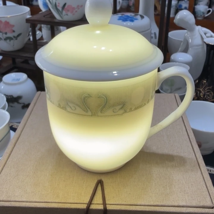 醴陵白天鹅茶杯一等品微瑕