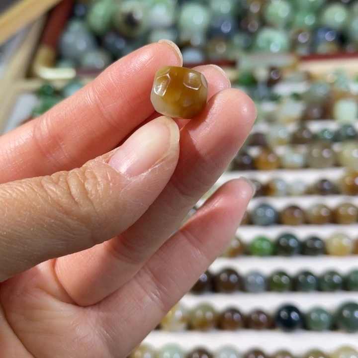 和田玉（糖玉）未镶嵌珠宝半成品