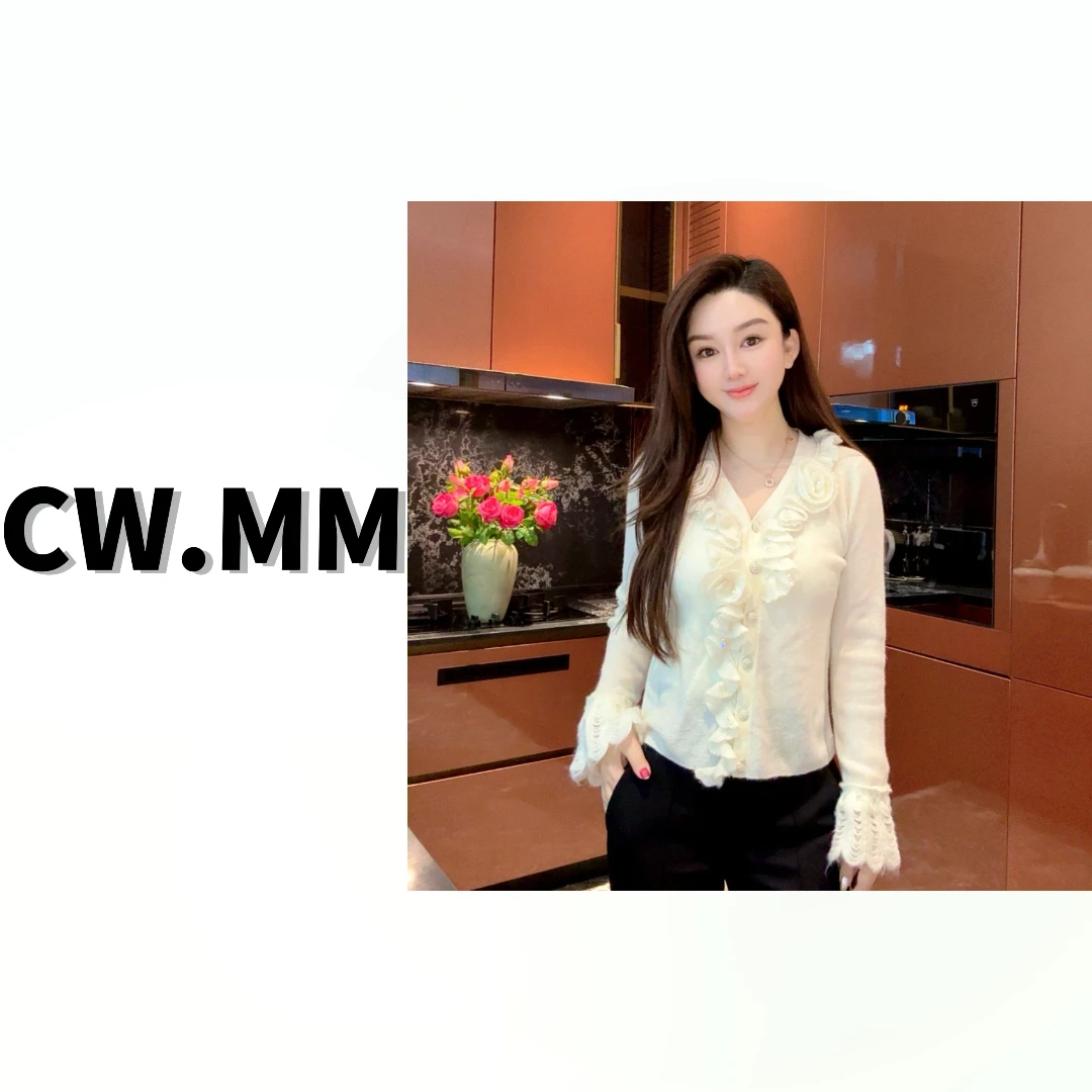 CW.MM 设计感修身长袖法式盘花订珠开衫毛衣上衣