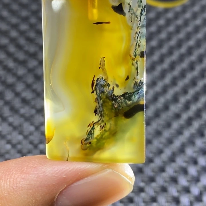 湘***绮玛瑙/玉髓未镶嵌玛瑙
