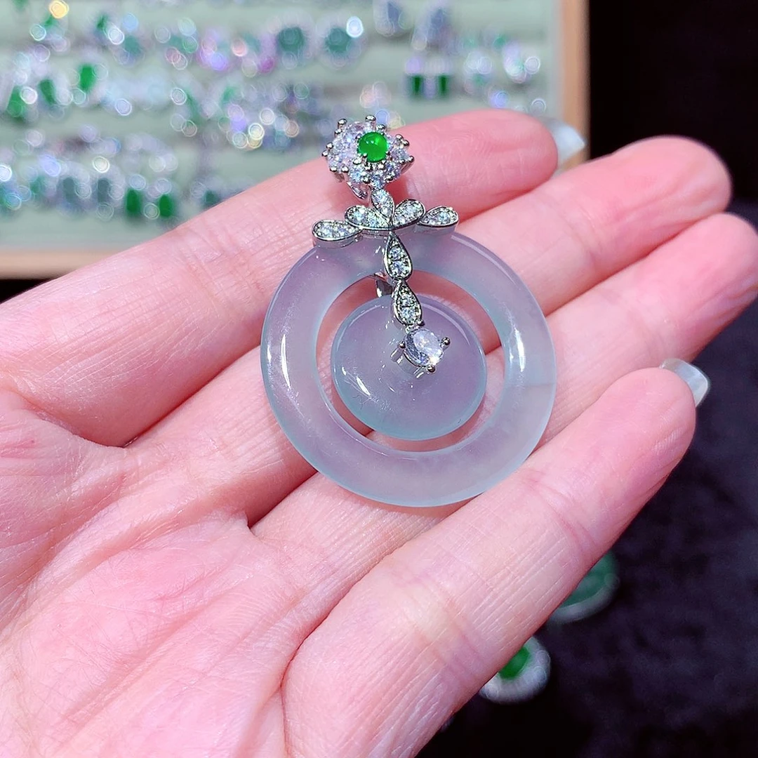 【闪购商品】翡翠吊坠(不含链)未镶嵌