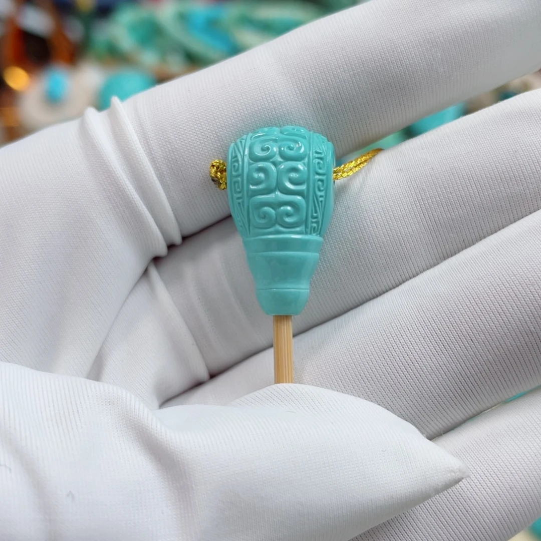 小****绿松石未镶嵌珠宝奇石