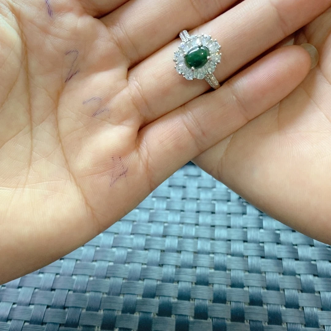 糖***果翡翠未镶嵌戒指缅甸