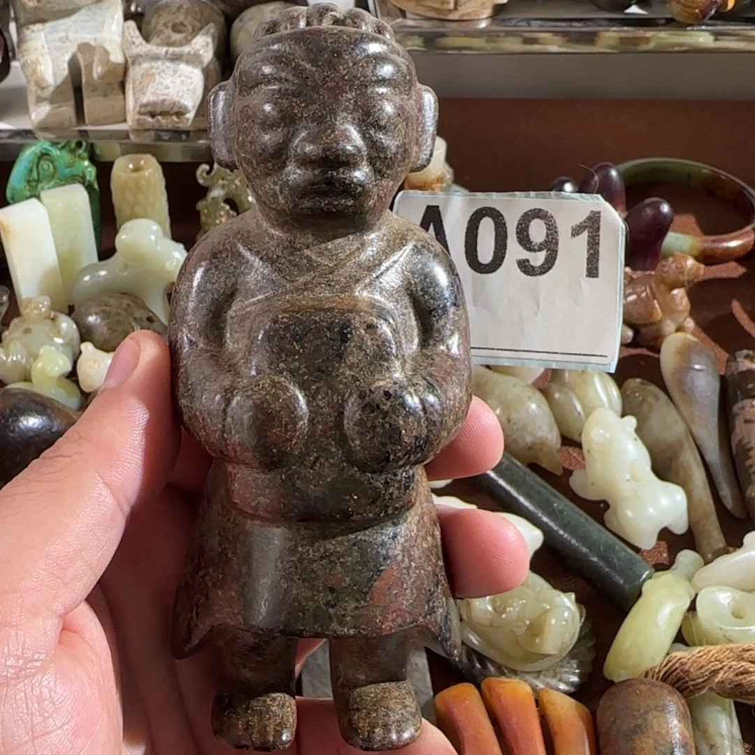 未镶嵌蛇纹石玉颈饰