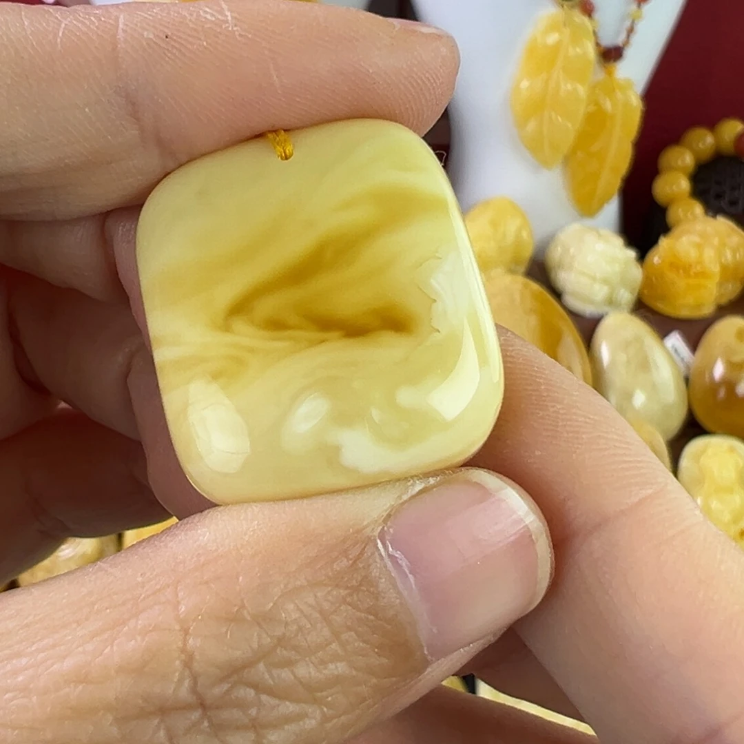 未镶嵌吊坠(不含链)蜜蜡陕****司