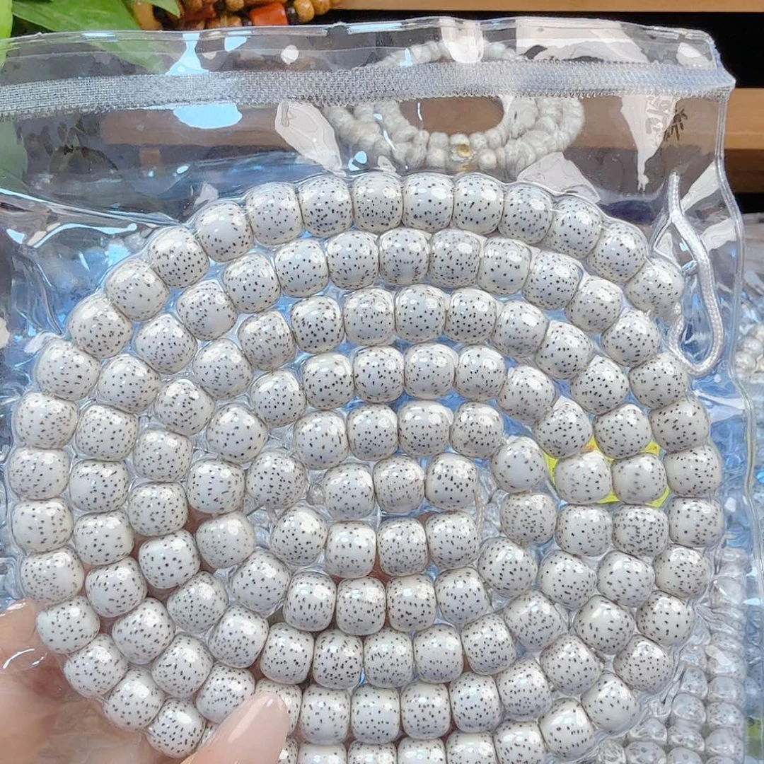 一***。星月菩提吊坠开封不退换