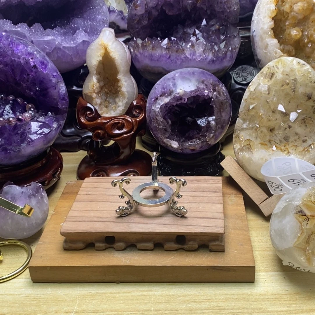 未镶嵌大型摆件（非配饰）水晶