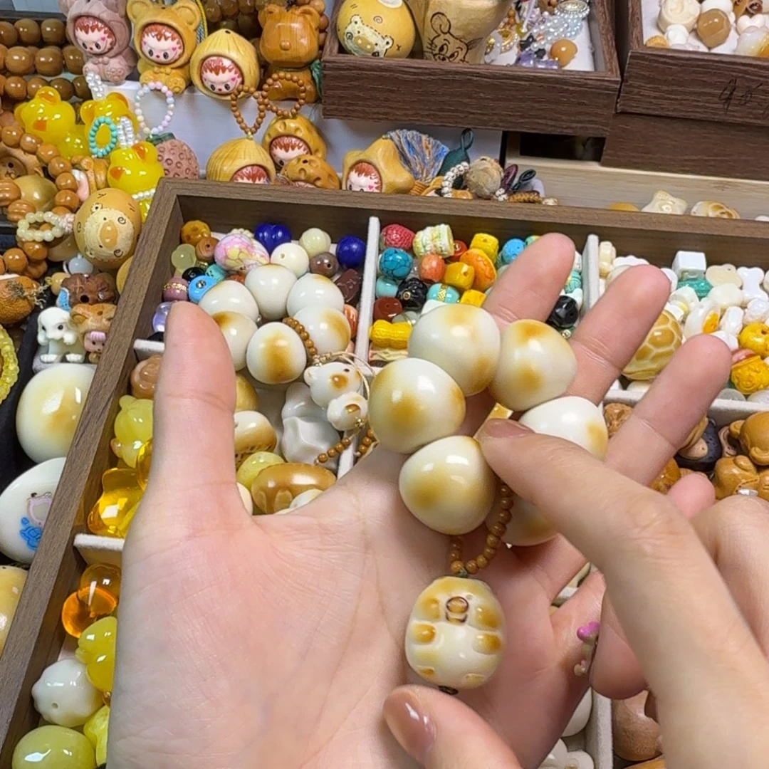 猴头核桃吊坠虎皮蒜瓣