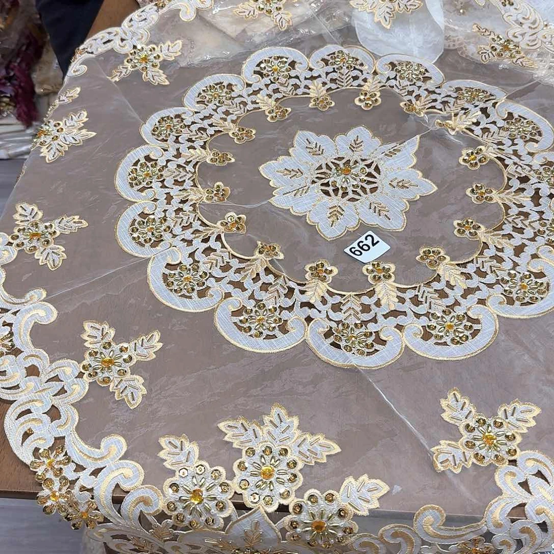 652号 85厘米水晶迪拜