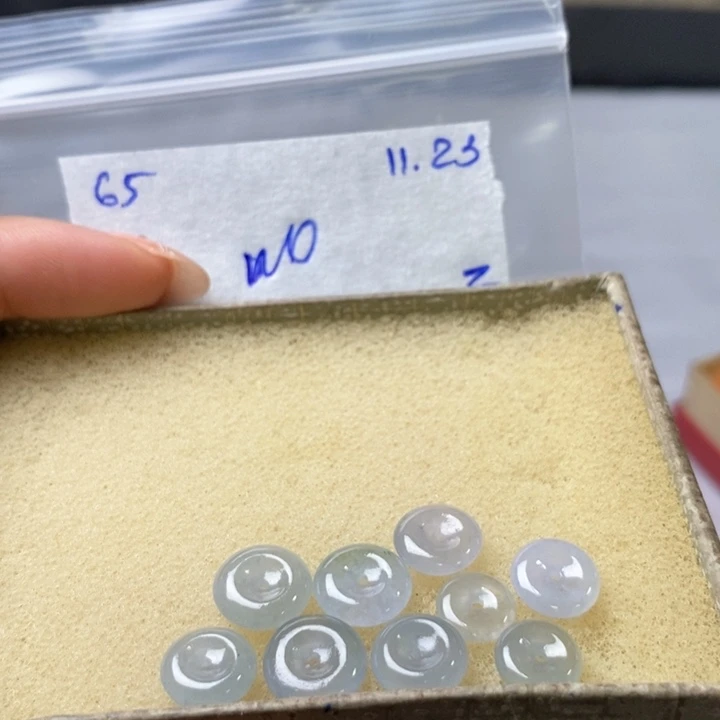 定制翡翠未镶嵌不退