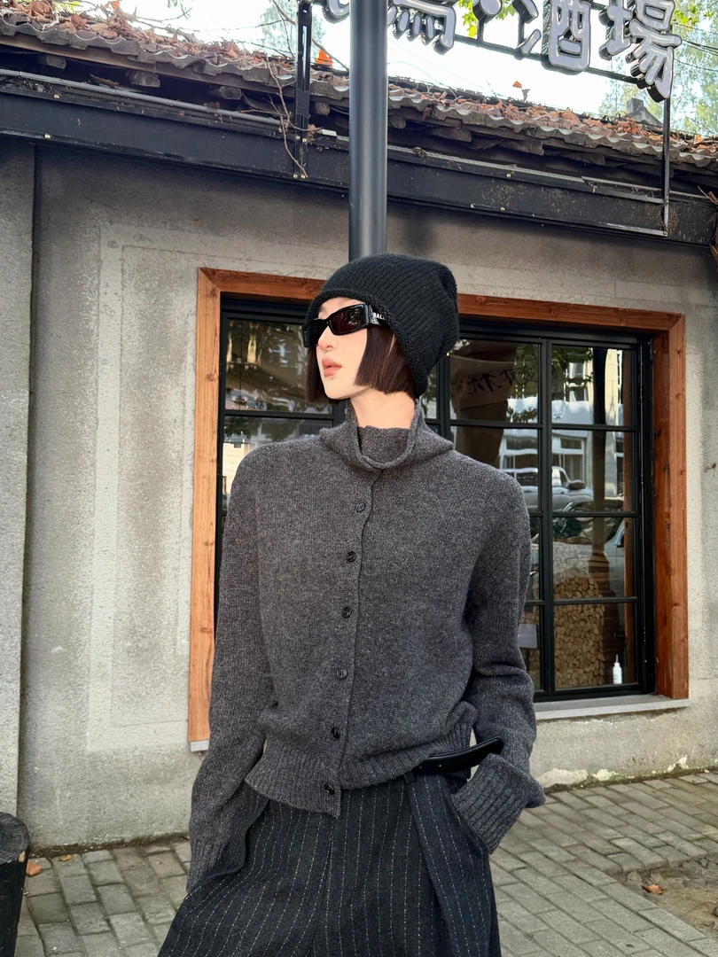 邓蕾婷【星辰暖心】冬季新款羊毛混纺立领设计宽松时尚休闲百搭毛衣