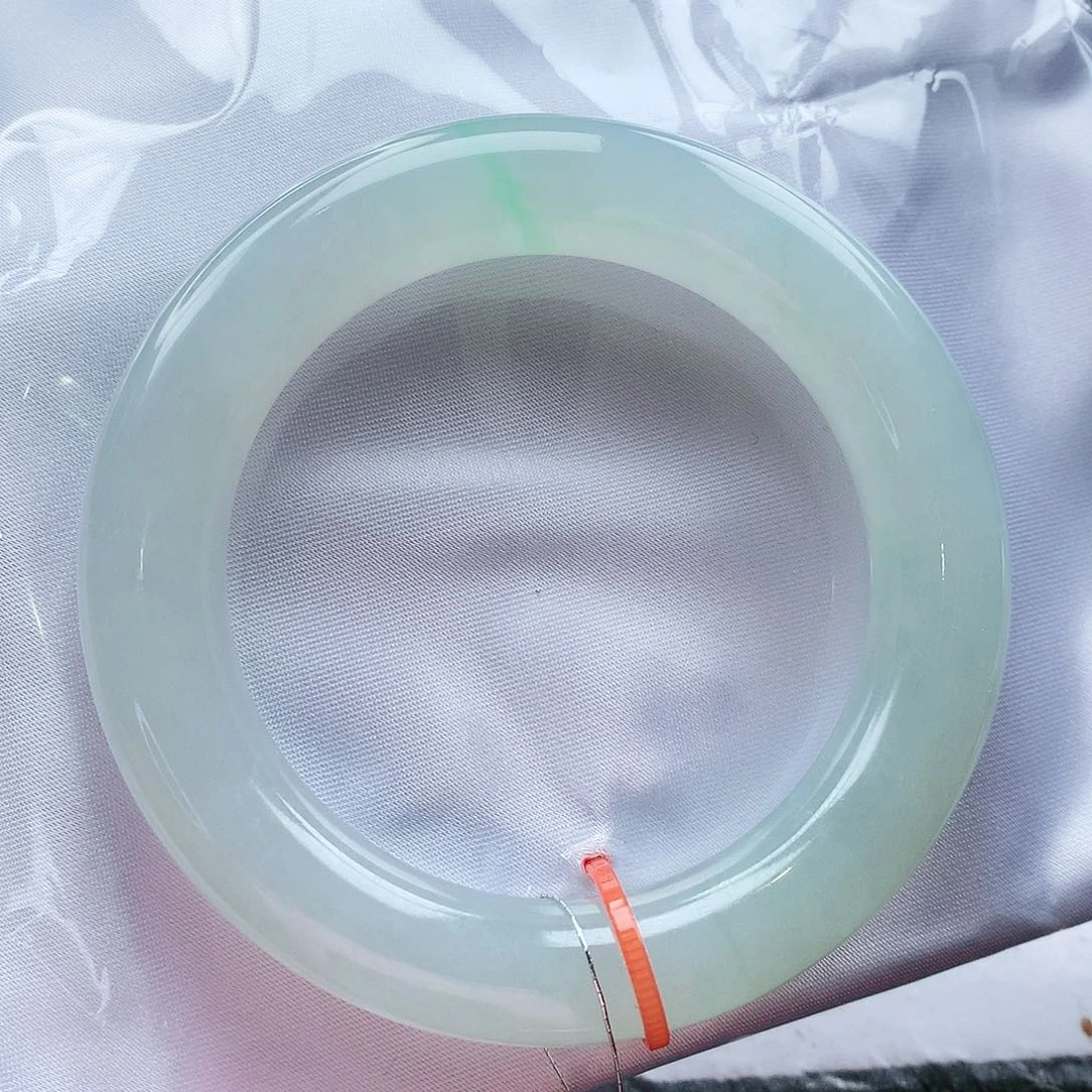 翡翠手镯未镶嵌55.5圈口