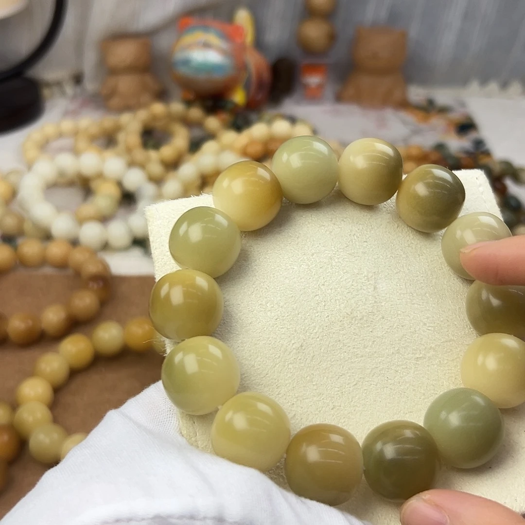 吊坠菩提根/象牙果20微瑕清579