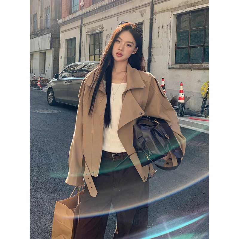 秋季新款时尚穿搭机车卡其色外套女设计感小众英伦风宽松休闲夹克