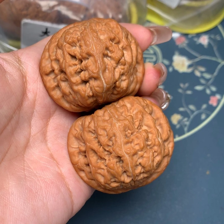 文玩核桃把件45-10700-8