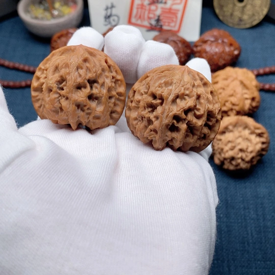 桃核吊坠苹果园狮子头42