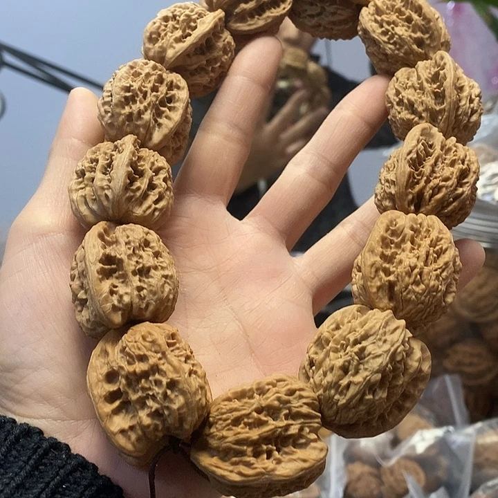 把件文玩核桃32霞云岭手持