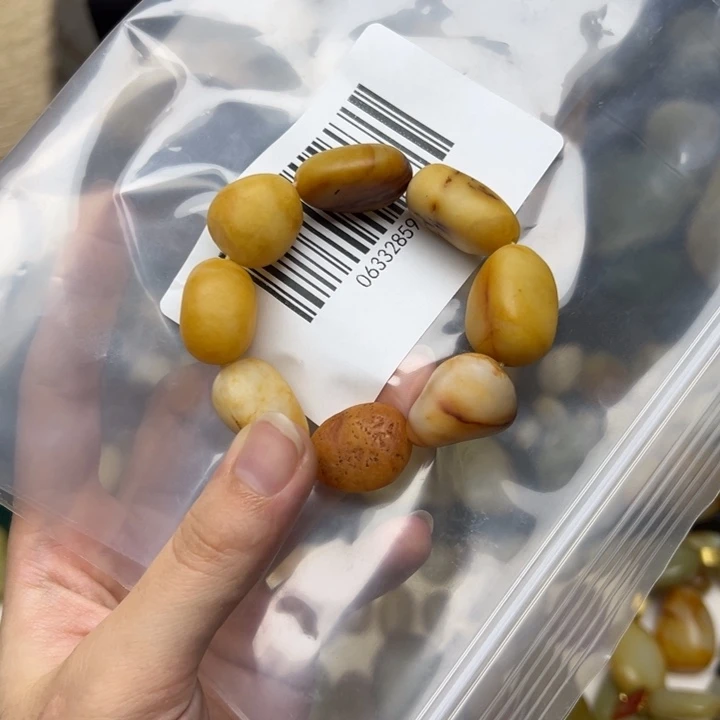 和田玉未镶嵌珠宝半成品