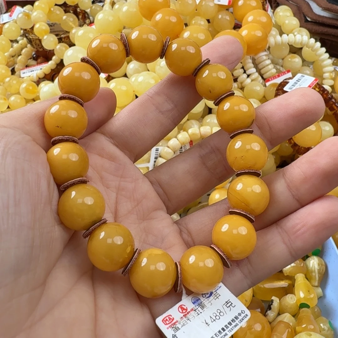 未镶嵌琥珀珠宝奇石