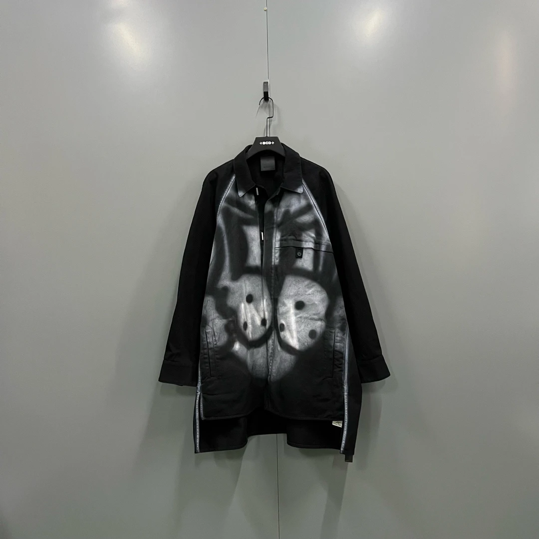 99新 Givenchy/纪梵希 yy 涂鸦小狗长款外套 XXL码 606450