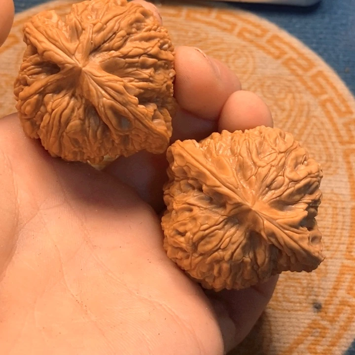 文玩核桃吊坠全品南疆46