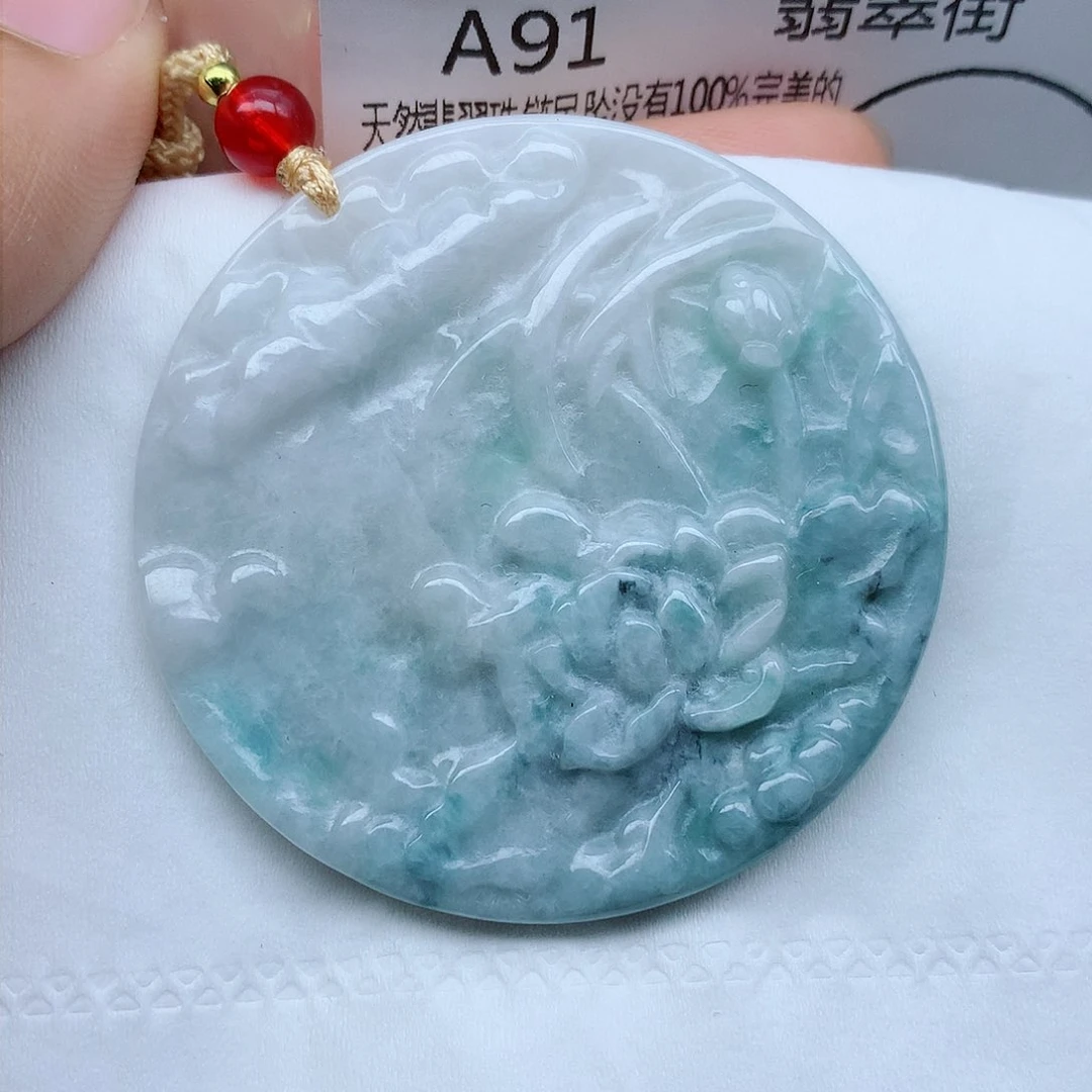 翡翠颈饰未镶嵌牌子