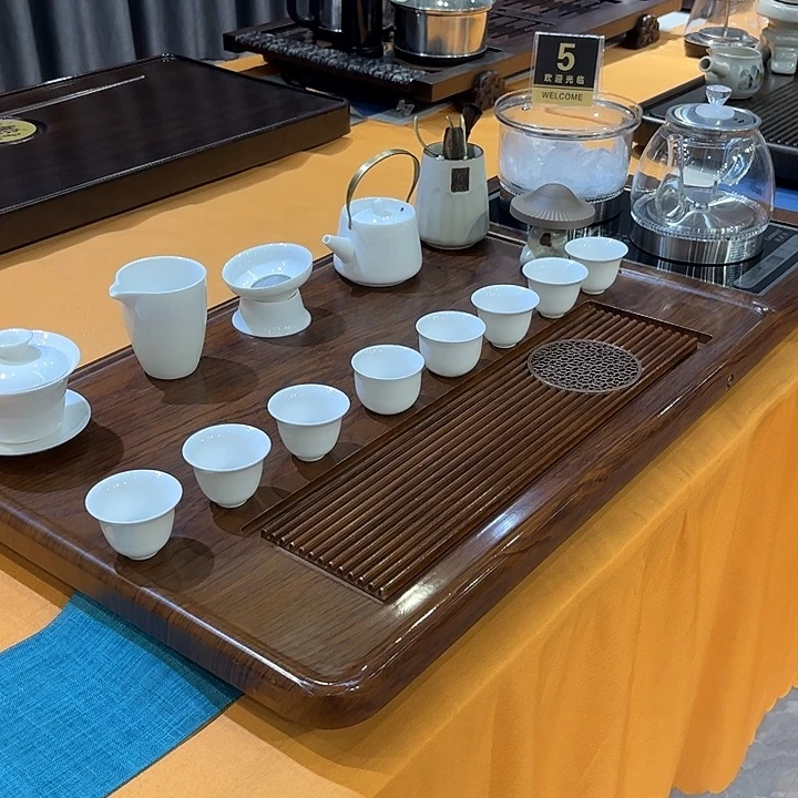 盘茶盘厂东坡。茶盘厂东坡！茶盘厂东坡……