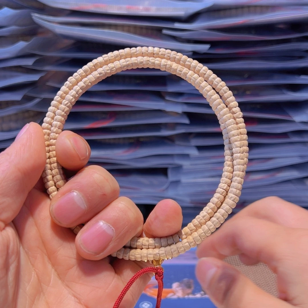 柏香籽/百香籽吊坠白****）