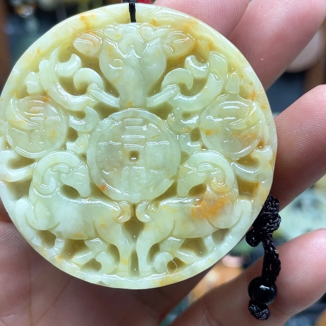 未镶嵌蛇纹石玉颈饰