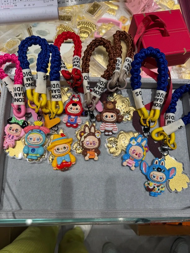 黄金20mg手机挂件包包挂件钥匙挂件可爱拉布布谁不爱