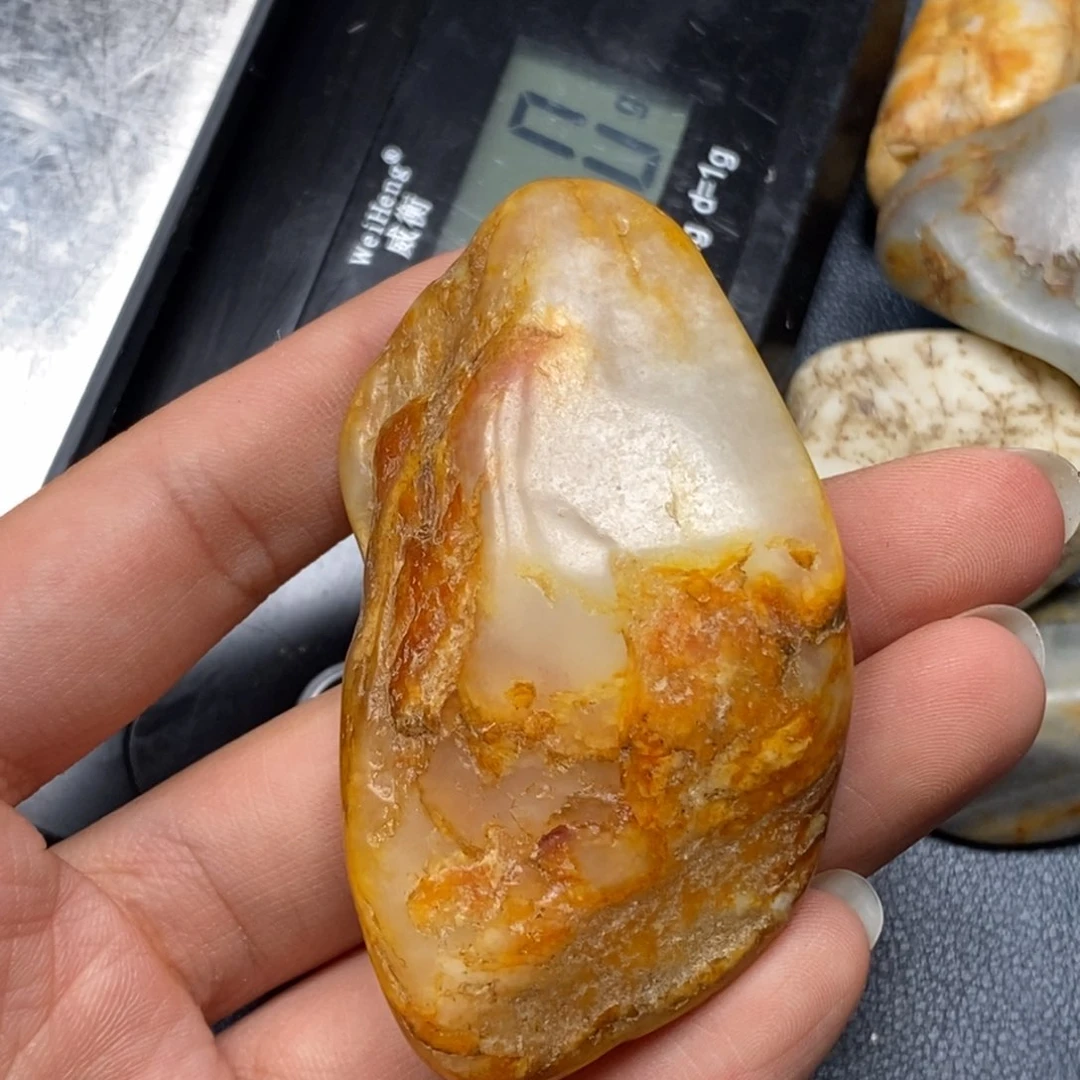 和田玉（糖玉）未镶嵌挂件