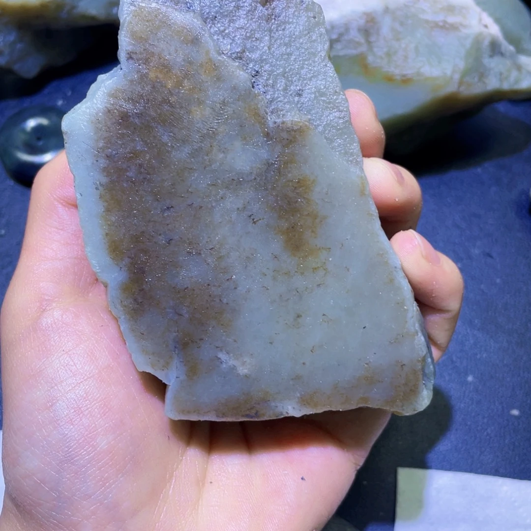 和田玉未镶嵌珠宝半成品