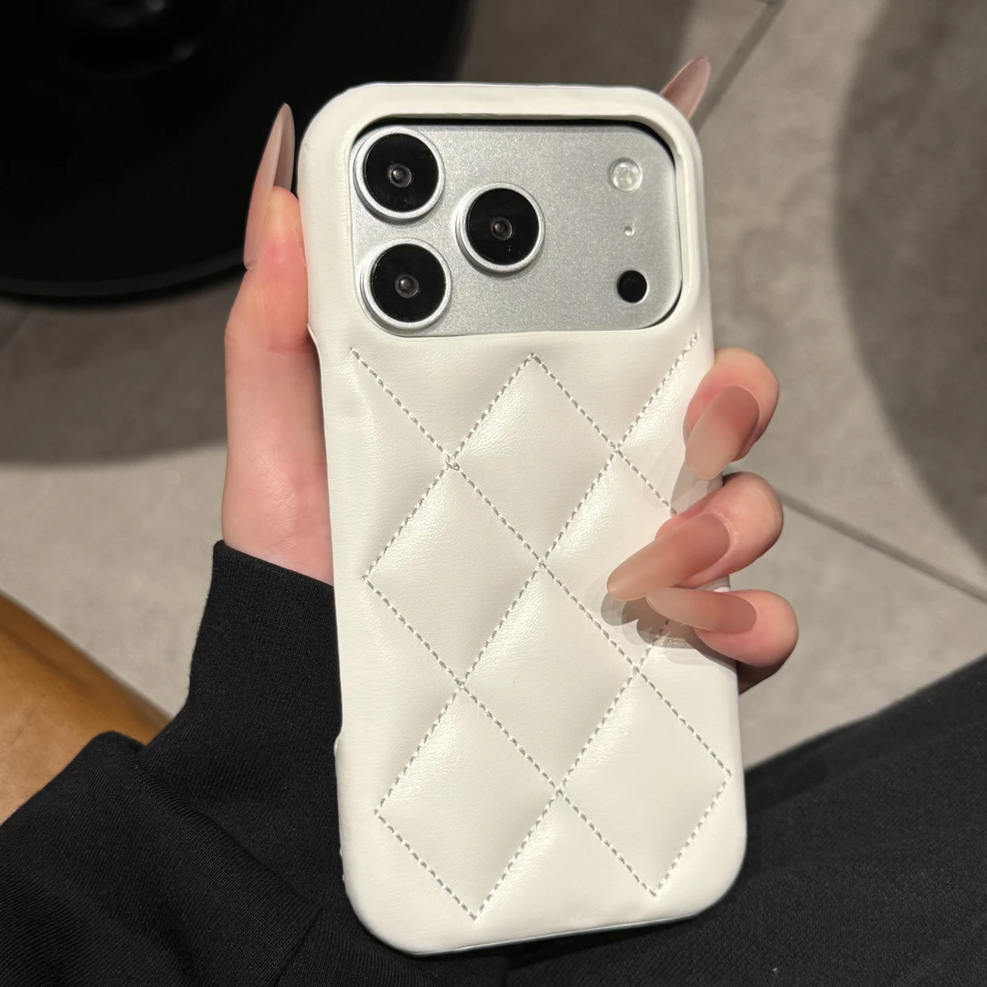 适用iPhone17promax小香风菱格奢华苹果16半包壳15皮纹14女神13壳