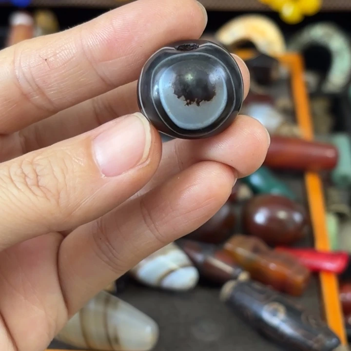 A***圣未镶嵌颈饰玛瑙/玉髓